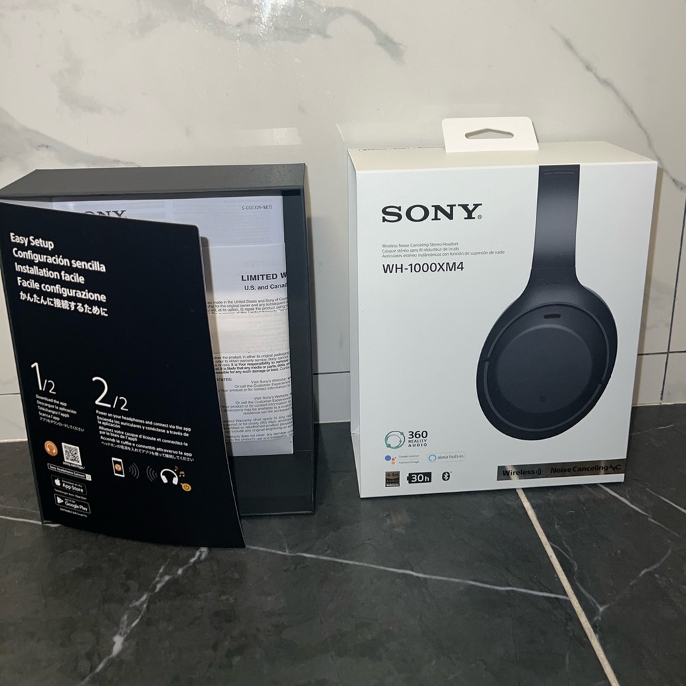 Sony WH-1000XM4 headphones in BLACK